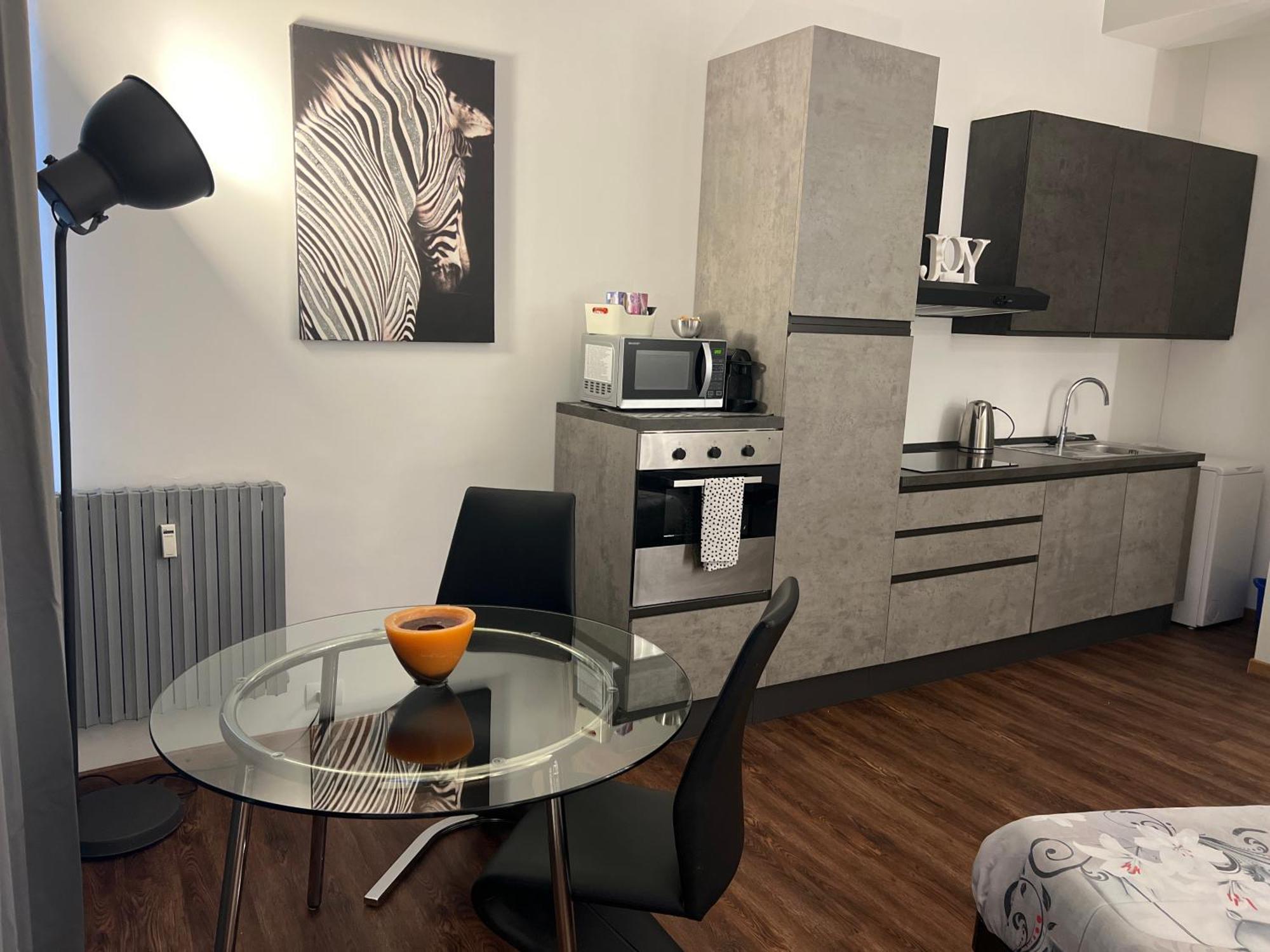 Apartment Milanoflats - New Beautiful Fully Equipped With A View Of Piazza San Camillo - 5 Minutes From Station, M2, M3, Airport Shuttle Mailand