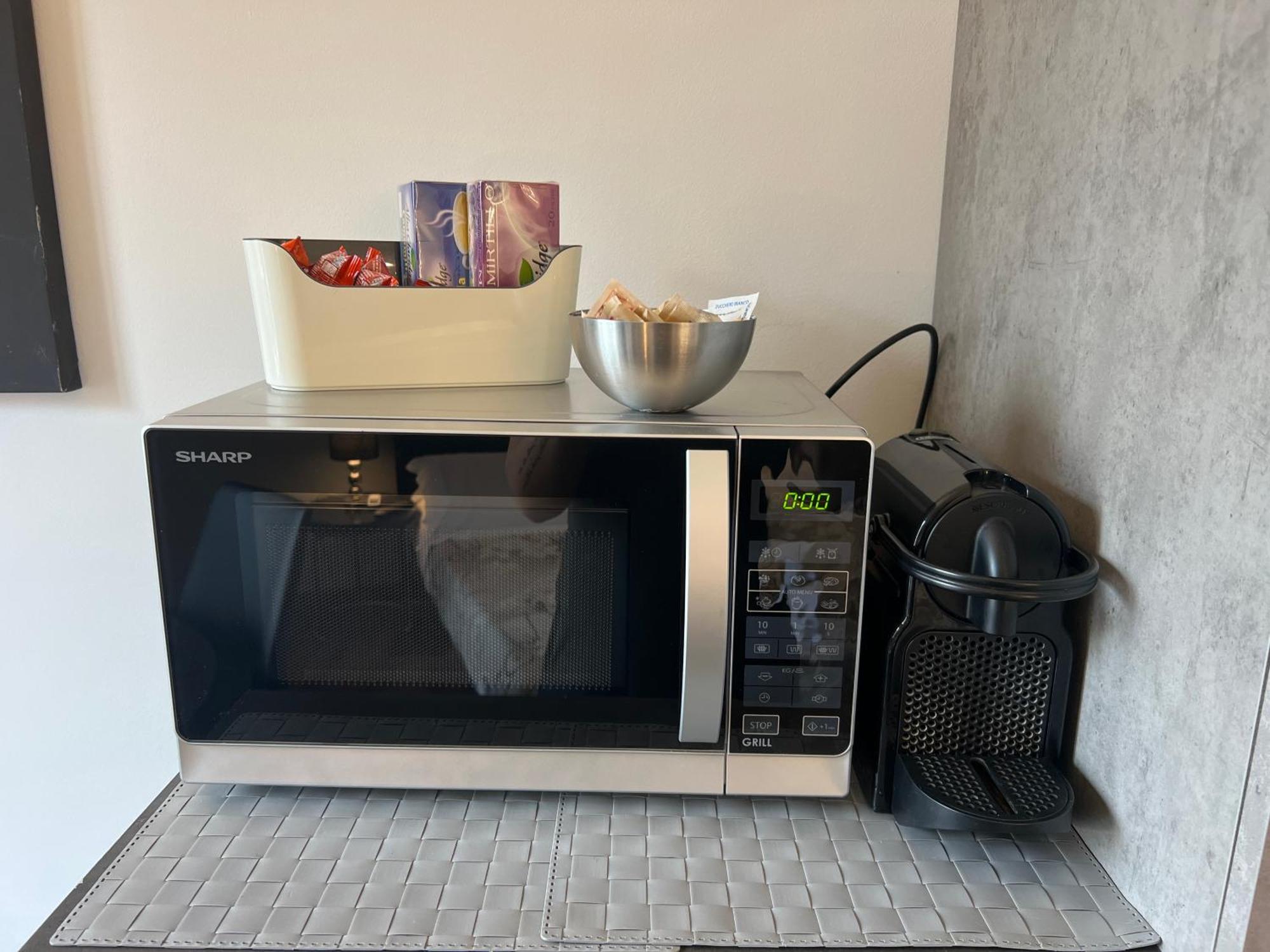 Milanoflats - New Beautiful Fully Equipped With A View Of Piazza San Camillo - 5 Minutes From Station, M2, M3, Airport Shuttle Mailand
