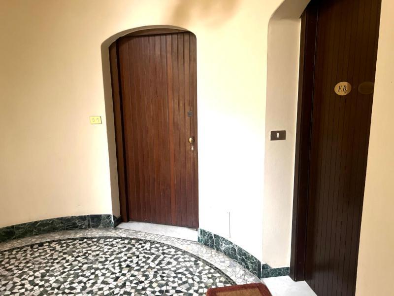 Apartment Milanoflats - New Beautiful Fully Equipped With A View Of Piazza San Camillo - 5 Minutes From Station, M2, M3, Airport Shuttle Mailand