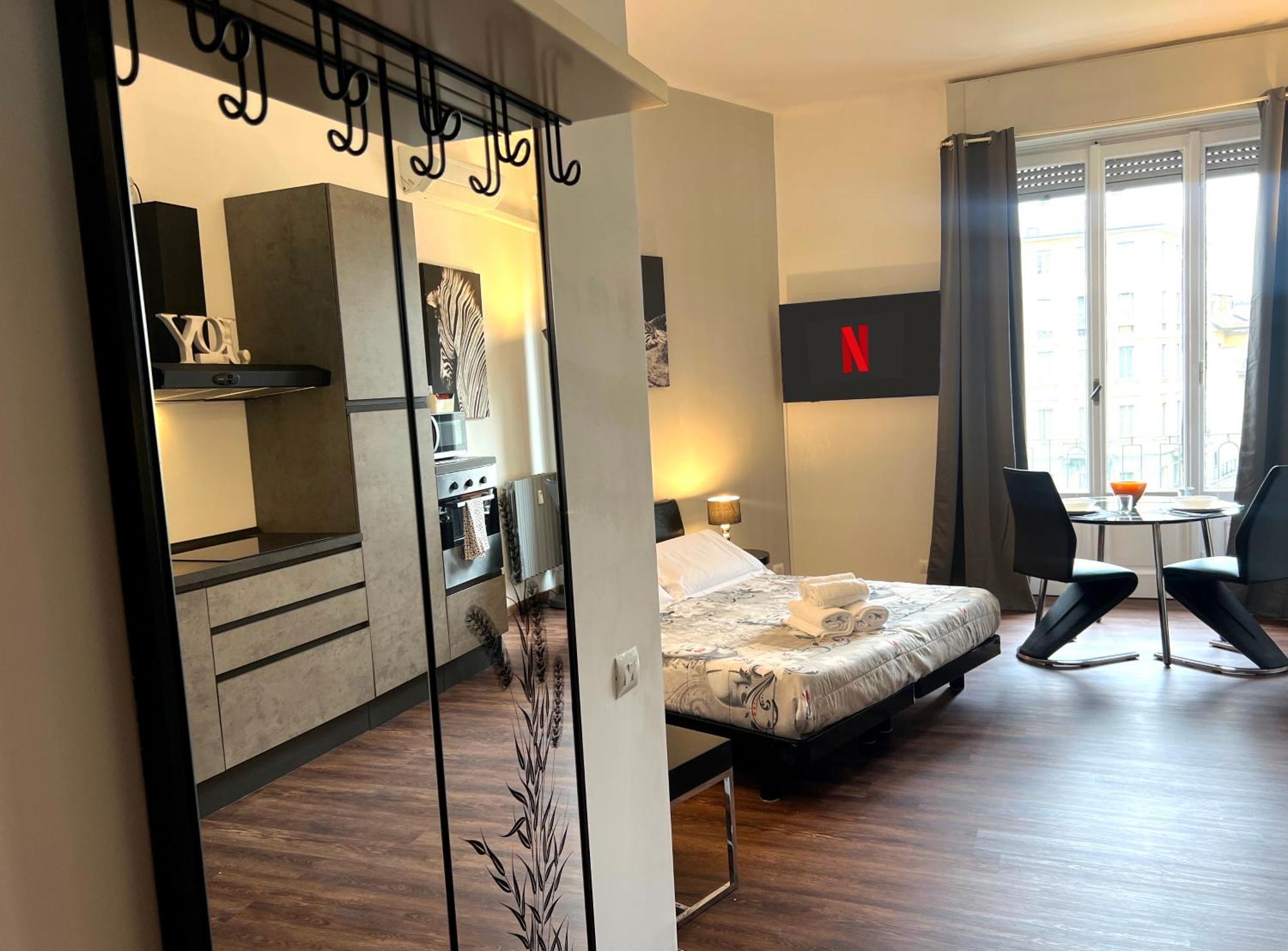 Appartamento Milanoflats - New Beautiful Fully Equipped With A View Of Piazza San Camillo - 5 Minutes From Station, M2, M3, Airport Shuttle *