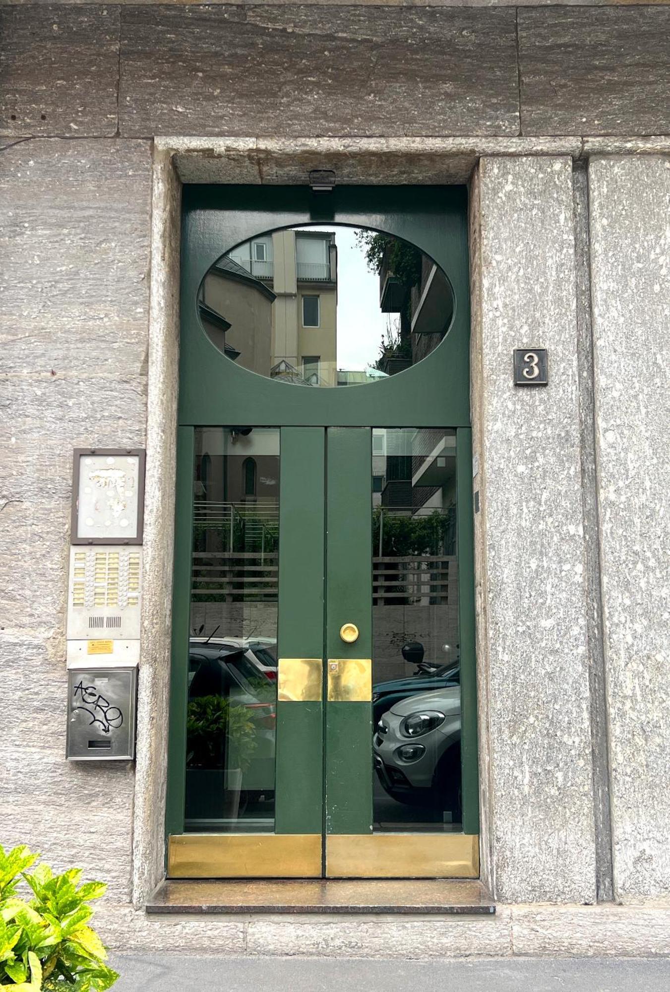 Appartamento Milanoflats - New Beautiful Fully Equipped With A View Of Piazza San Camillo - 5 Minutes From Station, M2, M3, Airport Shuttle *